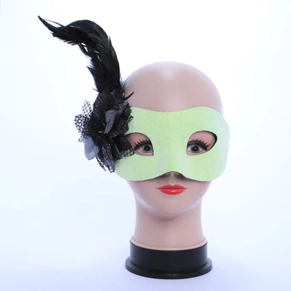Light Lime Mask with side feather