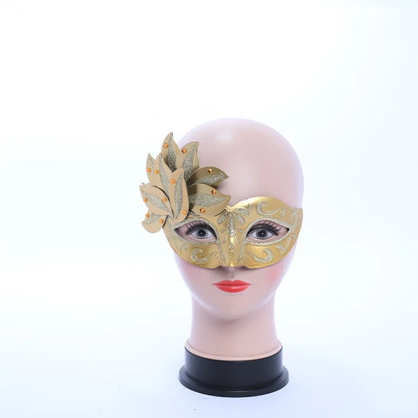 Gluitterd Gold Mask with side Rose Shape